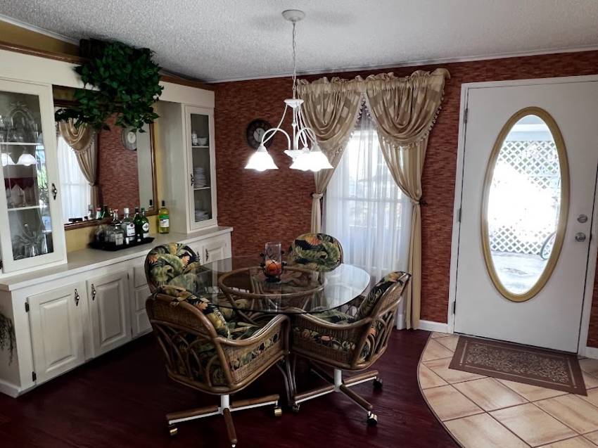 355 Putter Circle a Winter Haven, FL Mobile or Manufactured Home for Sale